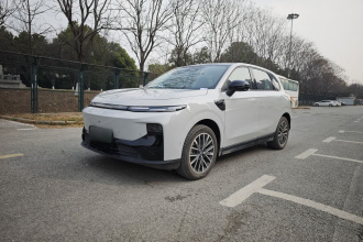 零跑汽车 零跑B10 2025款 510悦享版