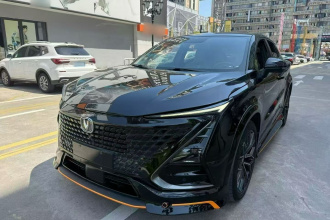 长安UNI-T 2022款 1.5T 运动版 尊贵型