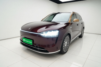 鸿蒙智行 问界M9 2025款 增程 Ultra版 52kWh 6座版 (192线激光雷达）