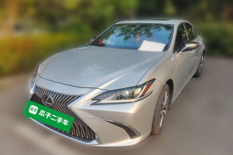 雷克萨斯ES 2020款 200 卓越版