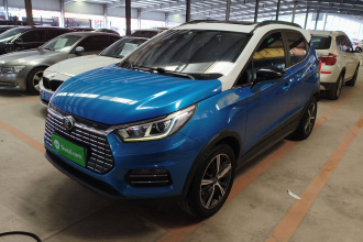 比亚迪 元新能源 2018款 EV360 智联创酷型