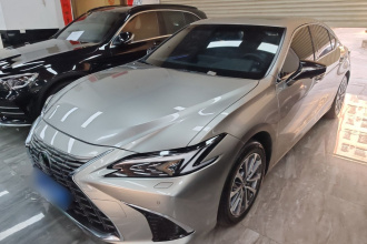 雷克萨斯ES  200 臻享版