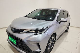 丰田 格瑞维亚 2022款 2.5L混动 尊爵版