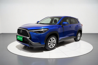 丰田 卡罗拉锐放 2022款 2.0L 豪华版
