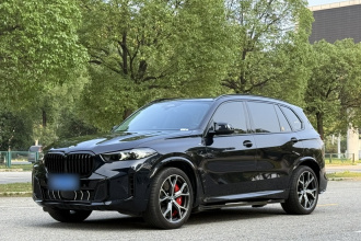 宝马X5 2023款 xDrive 30Li 尊享型M运动套装