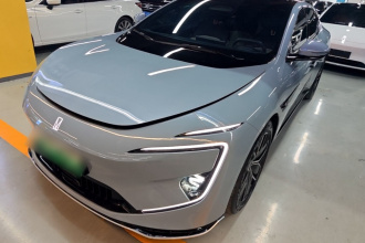 阿维塔12 2023款 700 三激光后驱奢享版