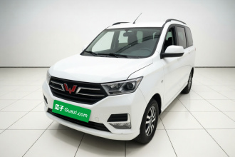 五菱汽车 五菱宏光 2021款 改款1.5L S舒适型 电动助力LAR