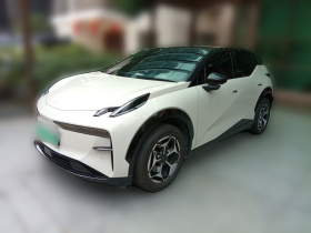 极氪X 2025款 五座后驱版