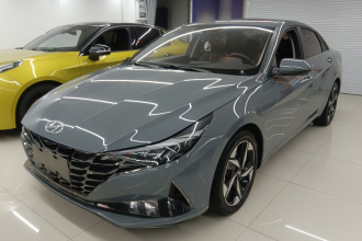 现代 伊兰特 2022款 1.5L CVT LUX尊贵版