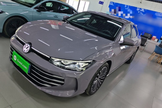 大众 帕萨特 2025款 Pro 380TSI 龙尊版