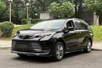 丰田 赛那SIENNA 2021款 2.5L混动 至尊版