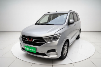 五菱汽车 五菱宏光 2019款 1.5L S舒适型国VI LAR