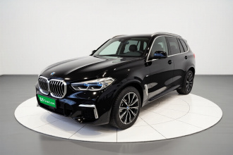 宝马X5 2022款 xDrive 30Li 尊享型M运动套装
