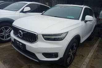 沃尔沃XC40 2021款 T4 四驱智远豪华版