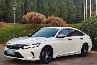 本田 英仕派 2022款 260TURBO 精耀版