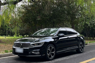 大众 迈腾 2025款 改款二 众享款 330TSI DSG豪华型