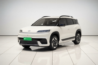 现代 EO 羿欧 2025款 两驱TECH版 64.2kWh