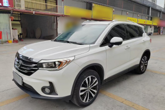 广汽传祺 传祺GS4 2017款 235T 自动两驱豪华智联版