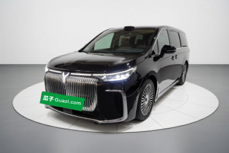 岚图汽车 岚图梦想家 2025款 PHEV 四驱旗舰乾崑版