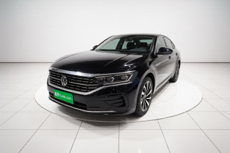 大众 帕萨特 2023款 改款 330TSI 豪华版