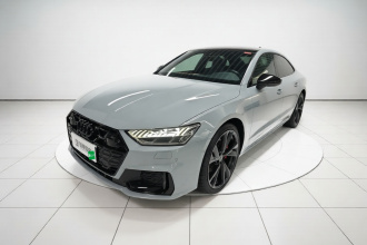 奥迪A7L 2024款 45 TFSI quattro RS 套件竞速版