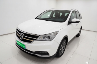 宝骏730 2019款 1.5T CVT时尚型 7座 国VI