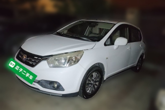 启辰R50 2015款 1.6L 自动时尚版