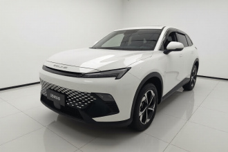 北京汽车 魔方 2023款 1.5T DCT青春版