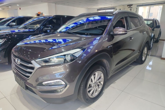 现代 途胜 2015款 1.6T 双离合两驱智能型