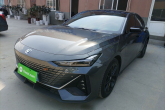 长安UNI-V 2023款 1.5T 尊贵型