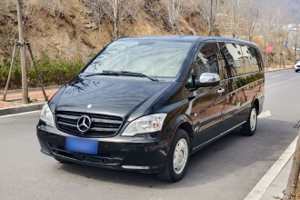 奔驰 威霆 2011款 2.5L 7座行政版