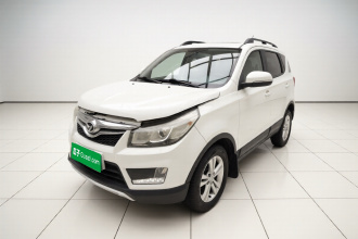 北汽幻速S2 2016款 1.5L 手动豪华型 国V
