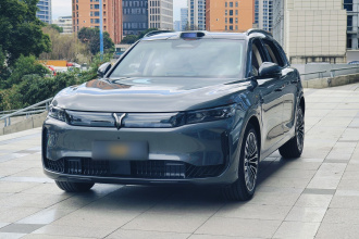 岚图汽车 岚图FREE 2025款 FREE+ 四驱乾崑版