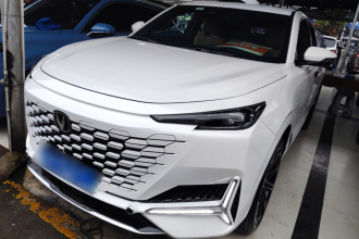 长安UNI-K 2021款 2.0T 卓越型