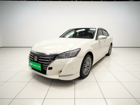 丰田 皇冠 2017款 2.0T 运动版