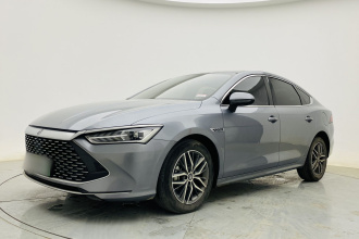 比亚迪 秦PLUS 2023款  冠军版 DM-i 120KM超越型