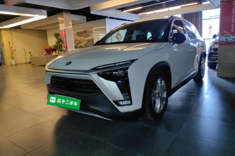 蔚来ES8 2022款 100kWh 七座版