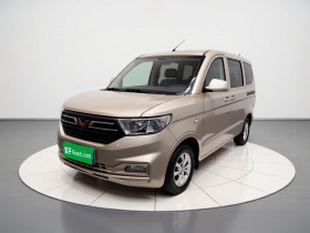 五菱汽车 五菱宏光V 2022款 1.5L劲取版电动助力LAR