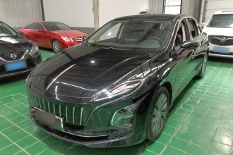 红旗E-QM5 2022款 431km 充电乐享版