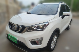 长安CS15 2016款 1.5L 手动时尚版