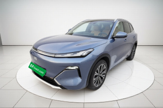 吉利银河 银河星舰7 EM-i 2025款 120km 领航版