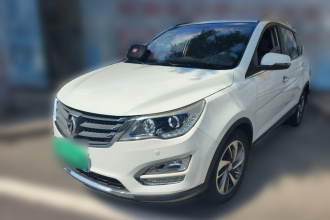 宝骏560 2016款 1.8L iAMT豪华型
