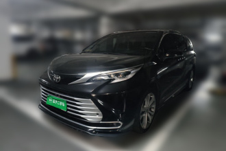 丰田 赛那SIENNA 2024款 2.5L混动 铂金版