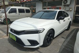 本田 思域 2023款 HATCHBACK 240TURBO CVT极锐版