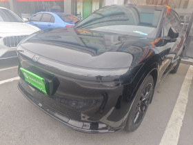 极氪7X 2025款 75kWh 后驱智驾版