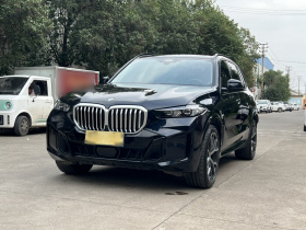 宝马X5 2023款 xDrive 30Li 尊享型M运动曜夜套装