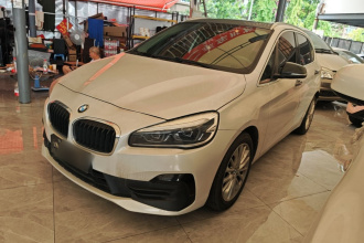 宝马2系旅行车 2019款 218i 领先型