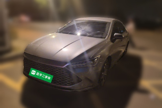 比亚迪 秦PLUS 2024款 荣耀版 DM-i 55KM领先型