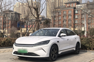 比亚迪 秦L 2025款 EV 545KM卓越型