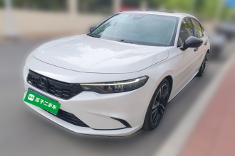 本田 型格 2023款 HATCHBACK 240TURBO CVT幻夜·豪华版